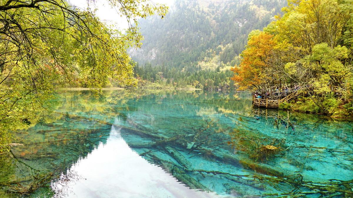 兰州、河它温泉谷、扎尕那、九寨沟、拉卜楞寺、4日游