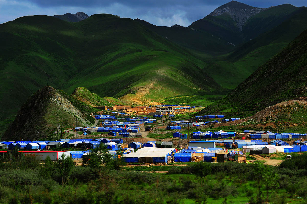 在国家政策的扶持下玉树将成为中高端人群的旅游目的地