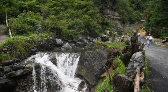 积石山