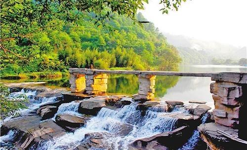 陇南哪里好玩？甘肃陇南旅游攻略 陇南旅游必去景点