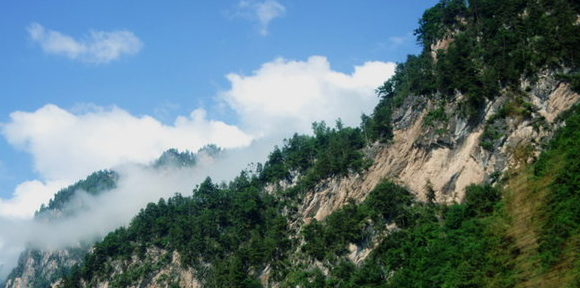 敦煌莫高窟、鸣沙山月牙泉三日游