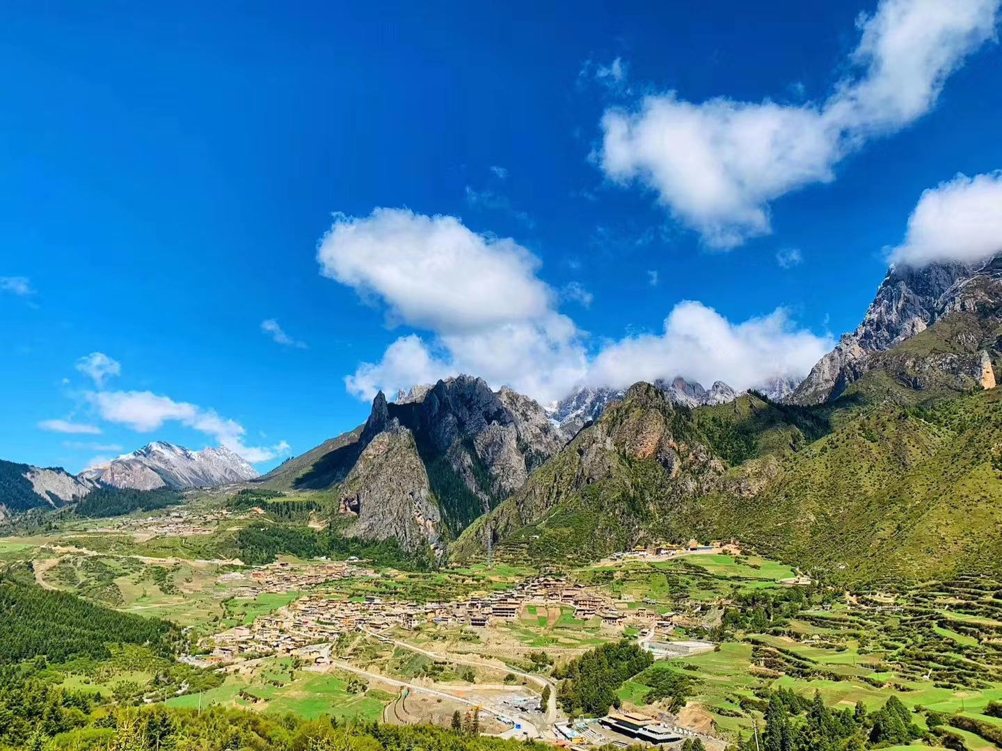【甘南全景】扎尕那-莲宝叶则-拉卜楞寺-郎木寺-九曲黄河第一湾-若尔盖草原-阿万仓湿地-花湖 7日游