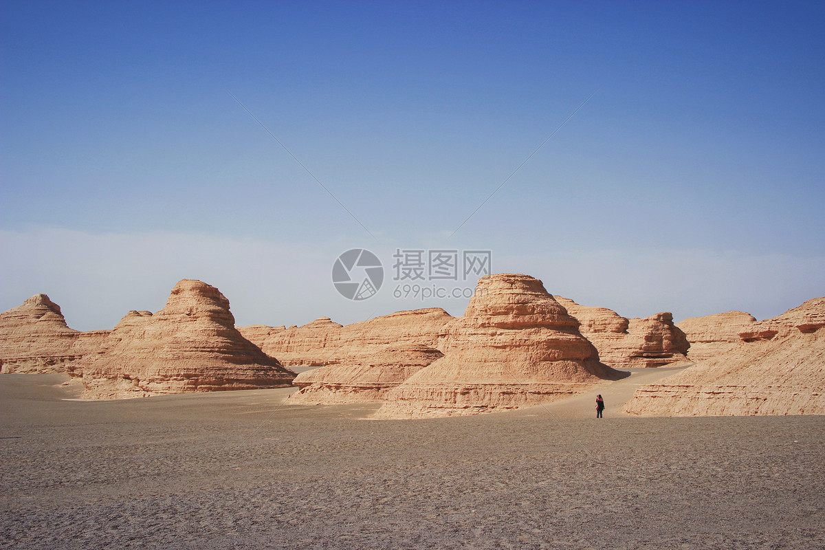 【可可西里-大梦敦煌10日】西宁、塔尔寺、青海湖、茶卡盐湖、柴达木盆地、可可西里自然保护区、不冻泉、察&