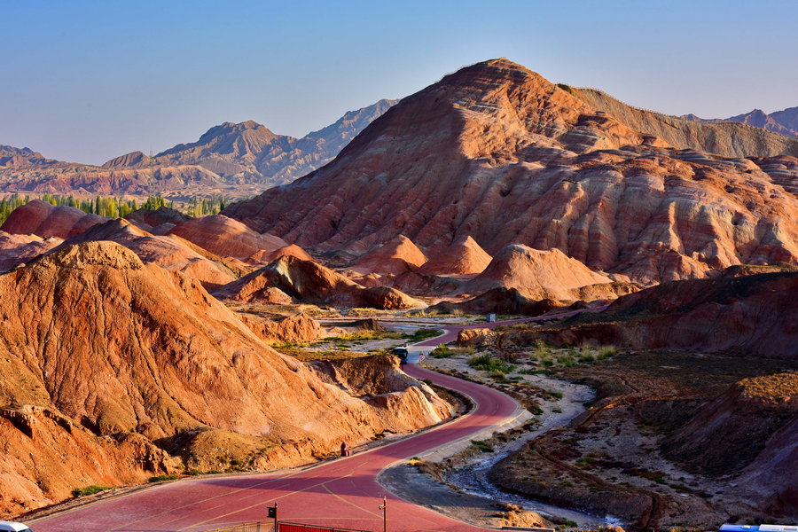 【张掖七彩丹霞】单人门票+张掖天鸿酒店住宿一晚