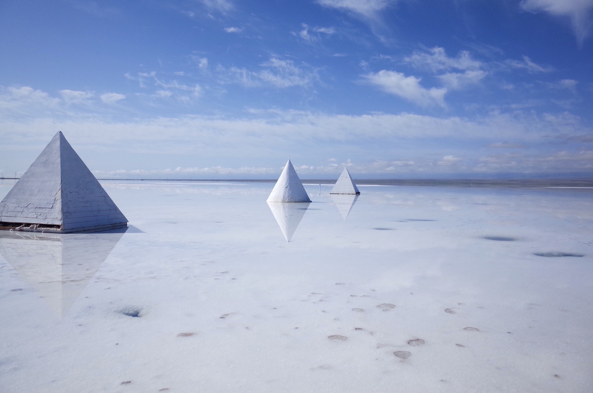 【茶卡天空壹号】双人景区门票+酒店住宿一晚