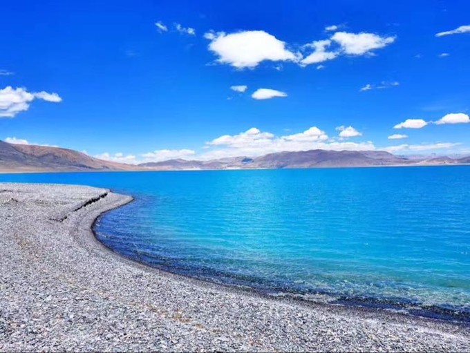 黑城+胡杨林+嘉峪关城楼+鸣沙山+莫高窟+翡翠湖+茶卡盐湖+青海湖8日游